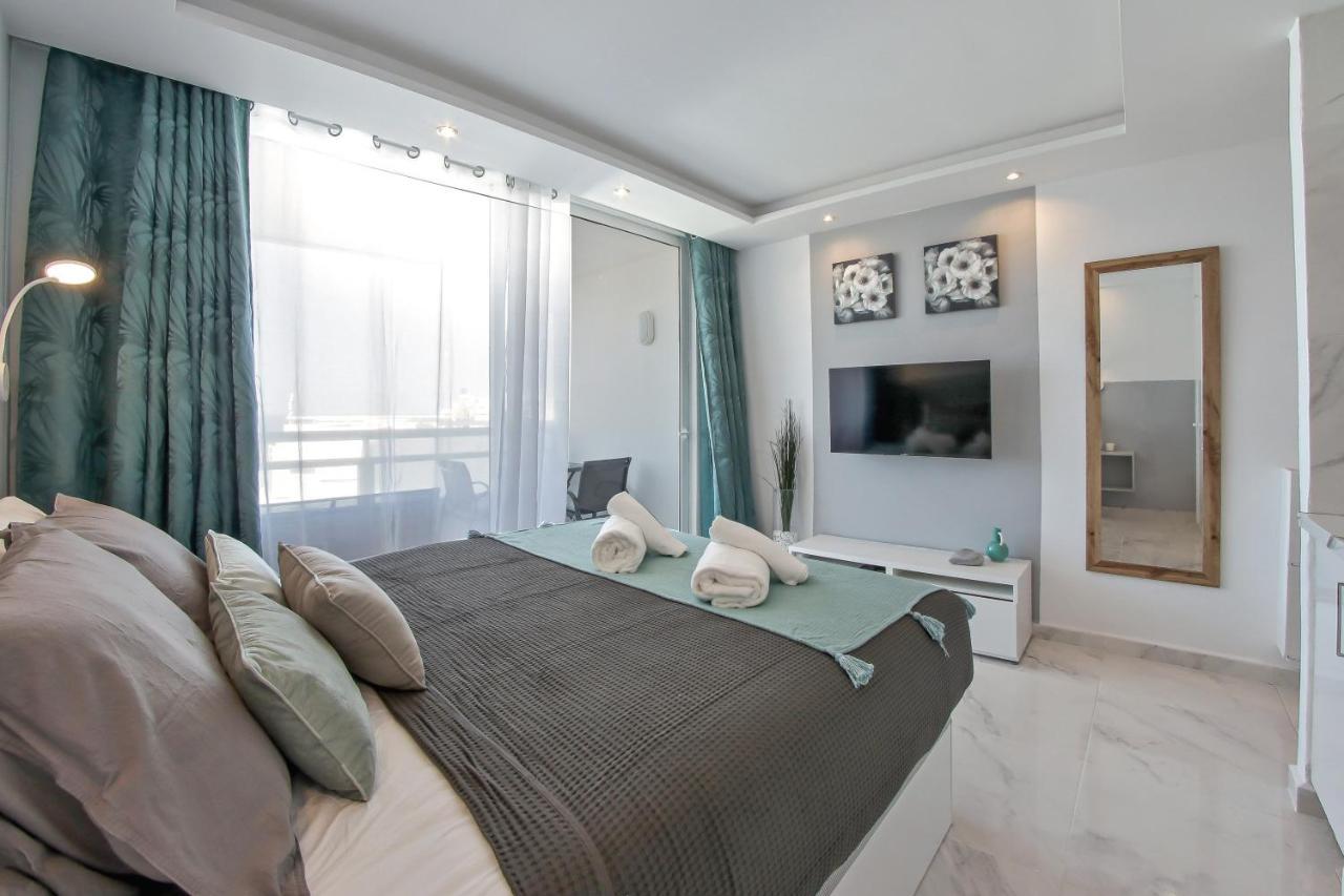 Modern Studio With A Sea View And Pool Access Ponderosa 801 Playa de las Américas Dış mekan fotoğraf